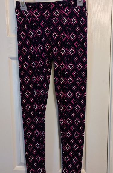 NWOT LULAROE SQUARES ONE SIZE LEGGINGS. - Picture 3 of 7